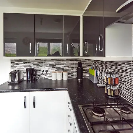 A Modern Away From * Leeds (West Yorkshire)